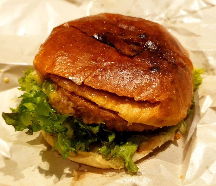 《派特漢堡》蔬食．素食料理餐廳推薦。台北．信義區．新光三越 A11