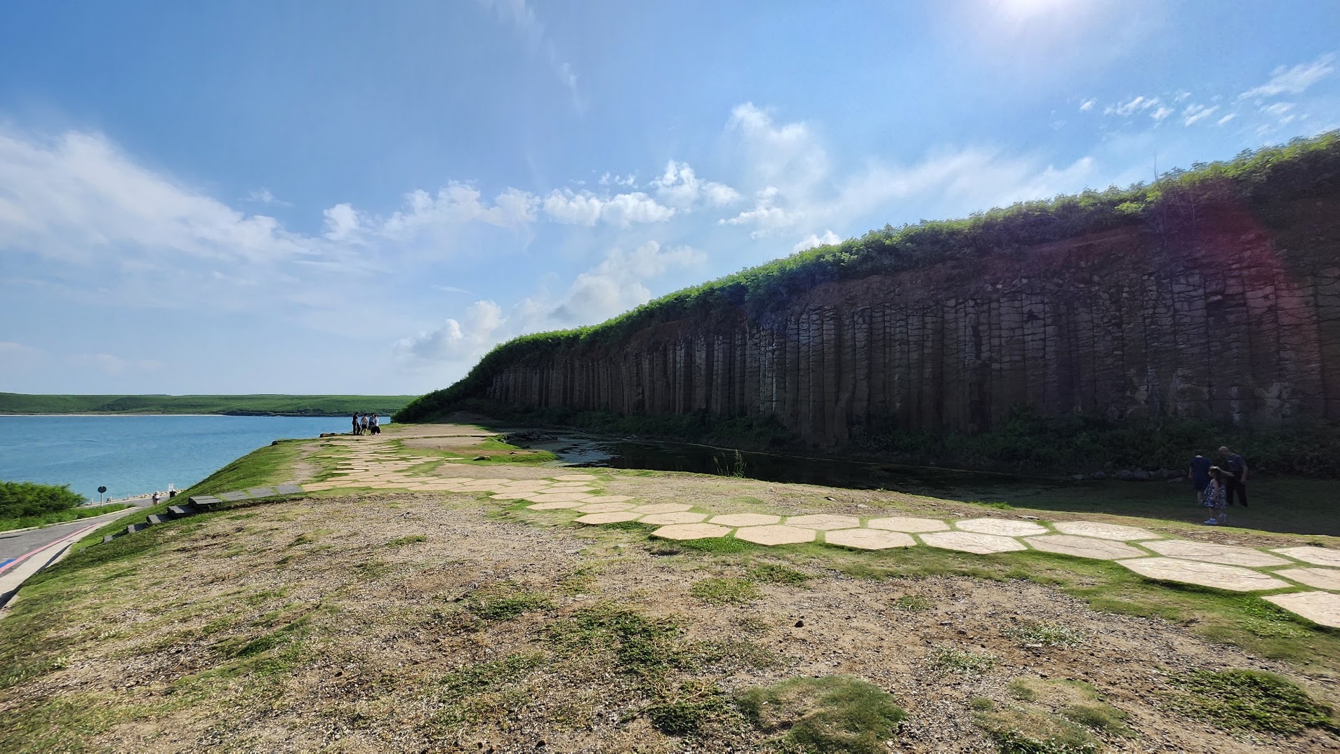 澎湖素食旅遊攻略｜澎澄飯店開箱：港景泳池、跳島與在地蔬食美食地圖