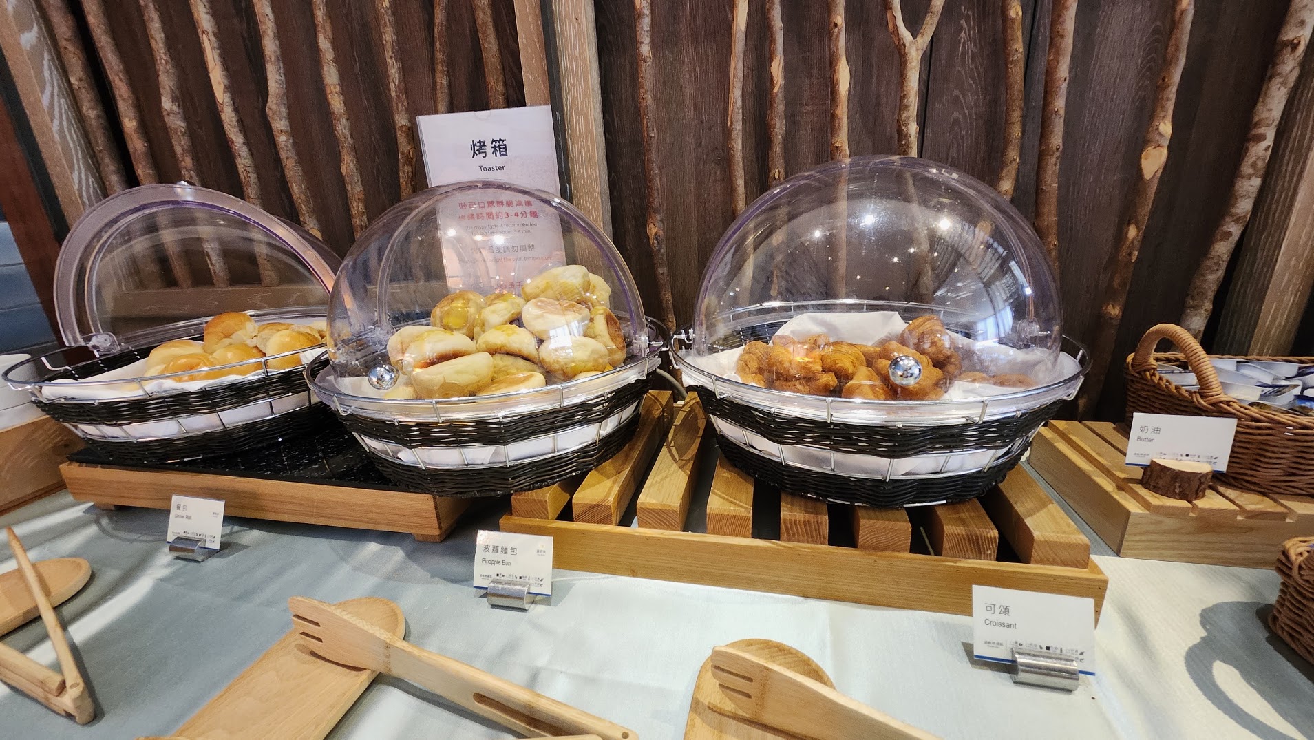 澎湖素食旅遊攻略｜澎澄飯店開箱：港景泳池、跳島與在地蔬食美食地圖